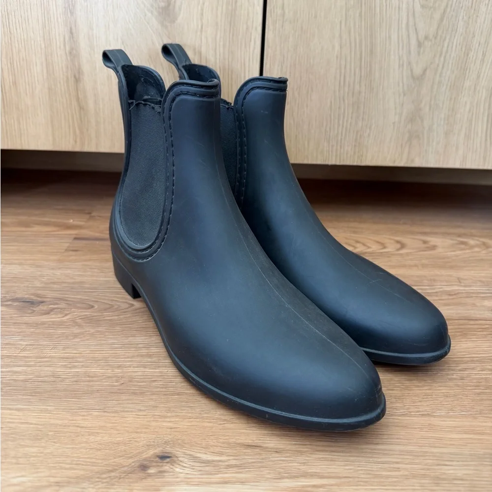 Black Chelsea Rain Boots